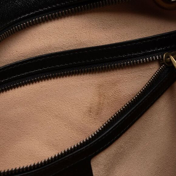 Gucci Matelasse Calfskin GG Marmont Medium Chain Tote - Picture 14 of 16